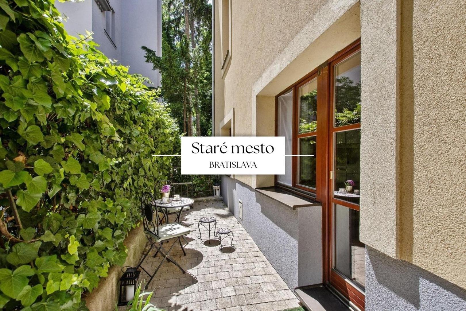 Stylish Historical + Backyard * Pozsony